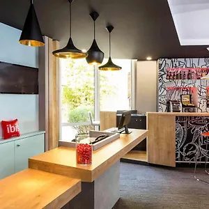 https://ibis-lannion.inbrittany.com